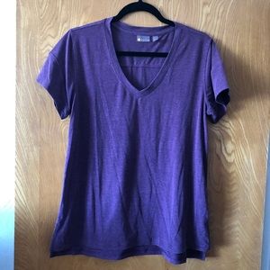 Zella purple v-neck ss tee shirt M